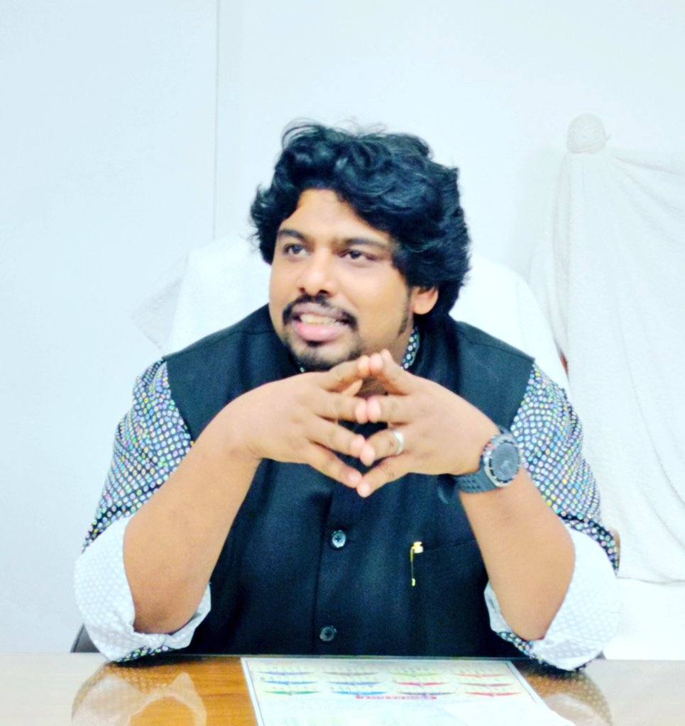 श्री अमनदीप डुली (आई.ए.एस.)